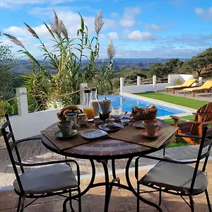 Varandas Do Vale Furnazinhas Guest house